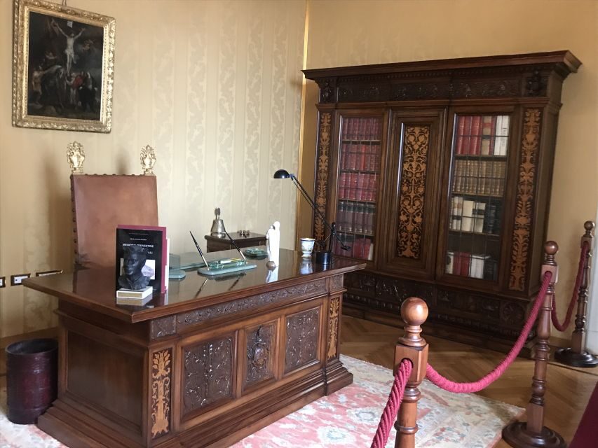 Castel Gandolfo: Papal Apartments and Secret Garden Ticket - The Papal Palace