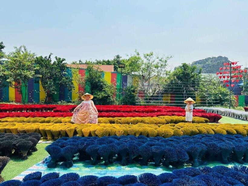 From Hanoi: Discover 3 Traditional Handicraft Villages 1 Day - Itinerary and Highlights