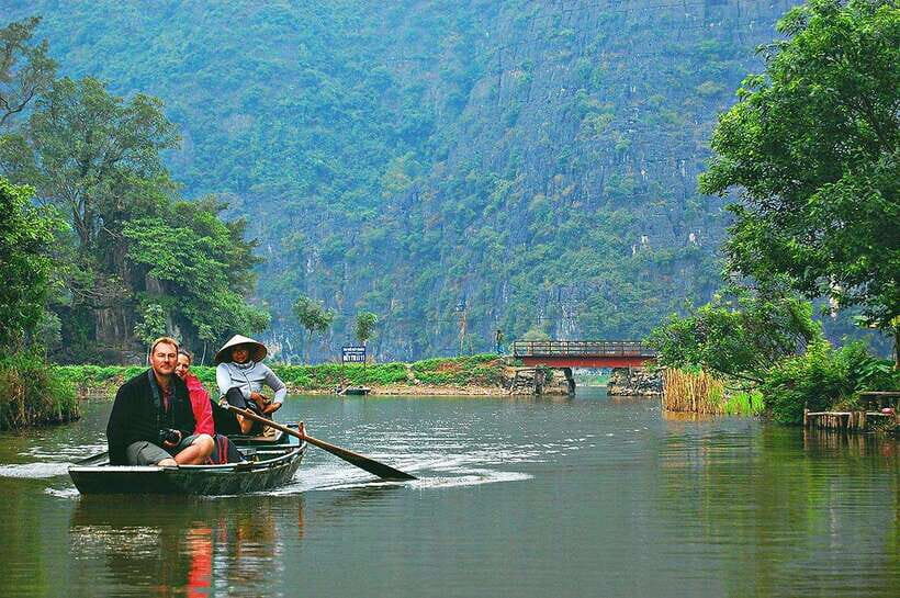 From Hanoi: Full-day Tam Coc River Adventure - Itinerary Highlights