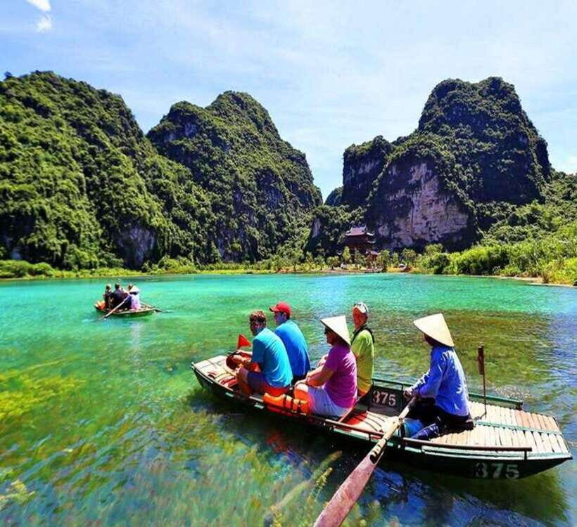 From Hanoi: Ninh Binh 2-Day Tour With Bungalow Stay & Lunch - Itinerary Highlights