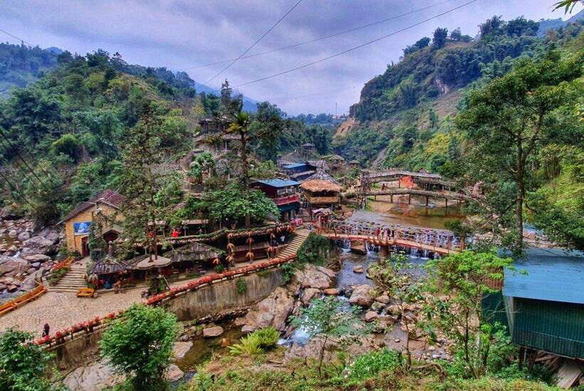 From Hanoi: Sapa 2 Days 1 Night Stay Hotel With Limousine - Itinerary
