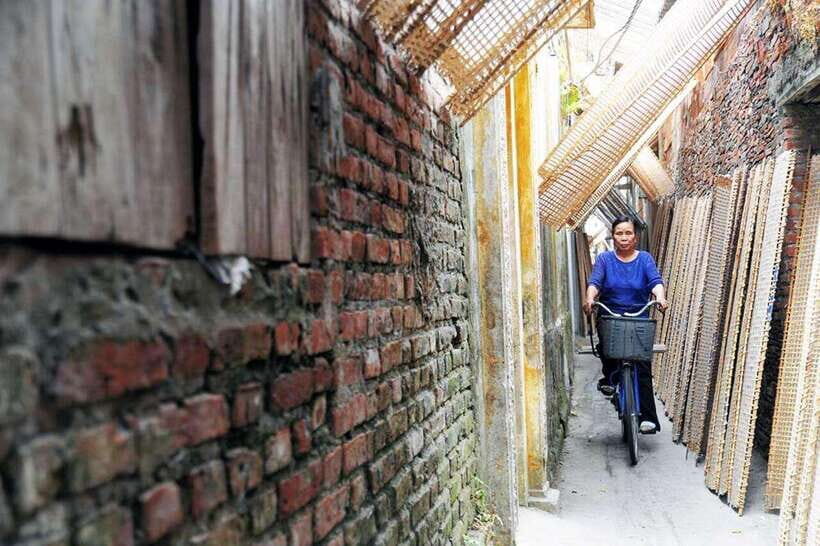 From Hanoi: Tho Ha Village Half-Day Photo Tour - Location and Highlights