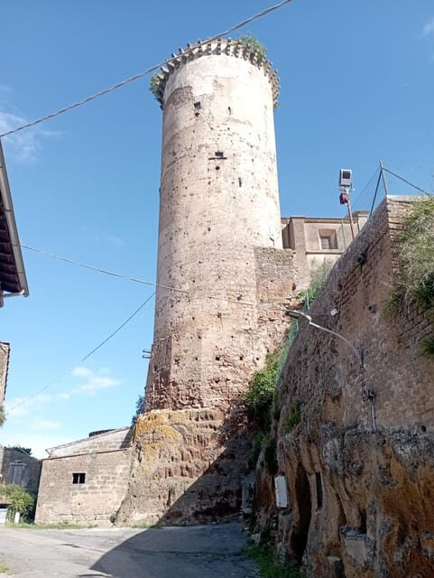 From Mugnano: the Etruscan Pyramid and Santa Cecilia - Highlights of the Etruscan Pyramid of Bomarzo