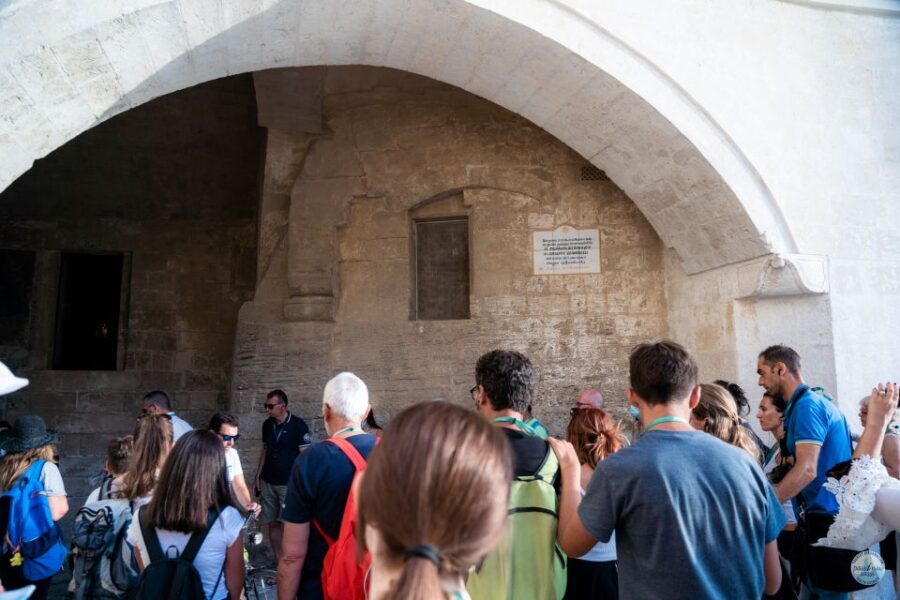 Guided Tour of the Sasso Barisano and Sasso Caveoso - Itinerary Highlights