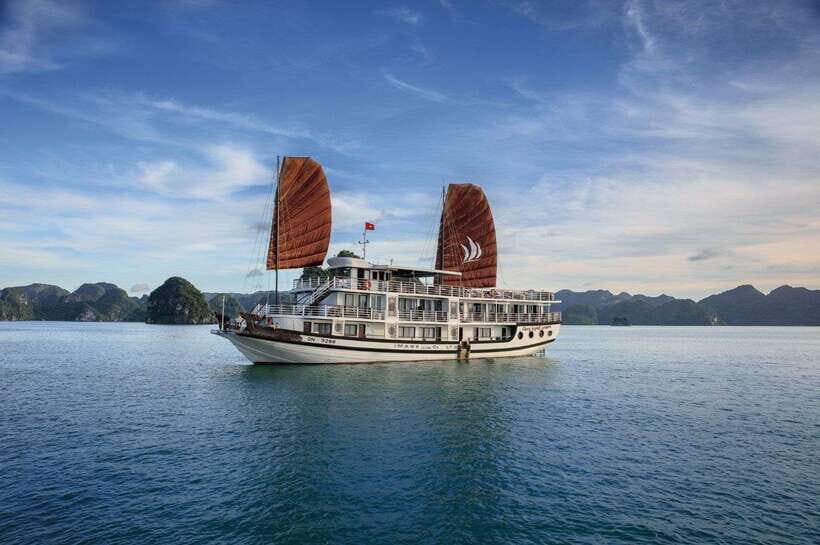 Hanoi: 2-Day Ha Long Bay 4-Star Cruise With Titov Cave - Itinerary Highlights