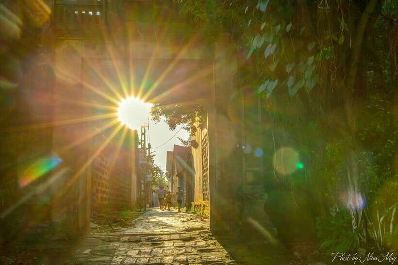 Hanoi: Duong Lam Ancient Village Full-Day Tour With Lunch - Itinerary and Highlights