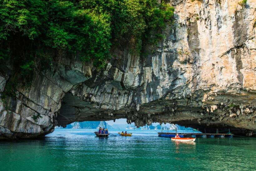 Hanoi: Private Ha Long Bay Full-Day & Choose Language Guide - Itinerary Highlights