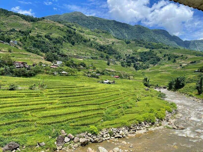 Hanoi: Visit All Place In Sapa With Easy Rider 2Days 1Night - Itinerary Details