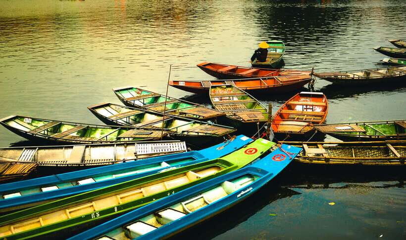 Hoa Lư and Tam CốC With Bike Ride and Family Visit - Itinerary Overview