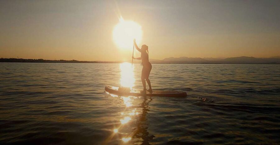 Lake Garda: Stand up Paddleboard Experience With Dry Bag - The Perfect Duration for a Memorable Adventure
