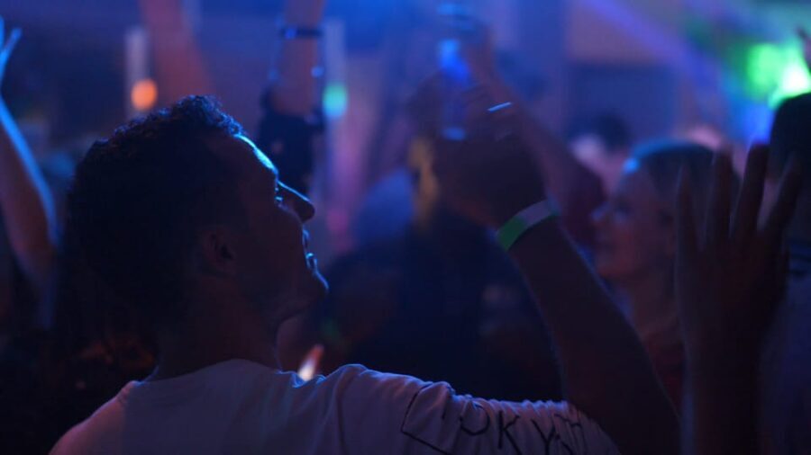 Milan: Guided Riviera Bar Crawl With Shots and VIP Entry - What to Expect at Each Venue