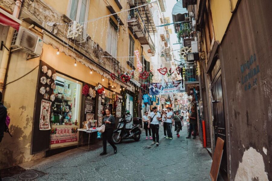 Naples: Royal Palace and Spanish Quarters Small Group Tour - Itinerary Details