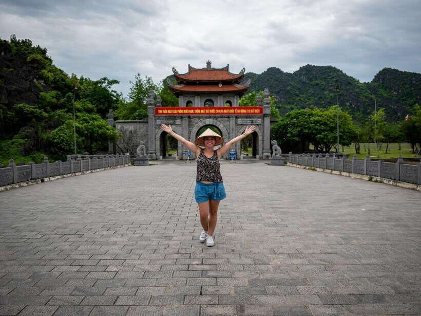 Ninh Binh Private Adventure: Hoa Lu & Tam Coc - Itinerary and Activities