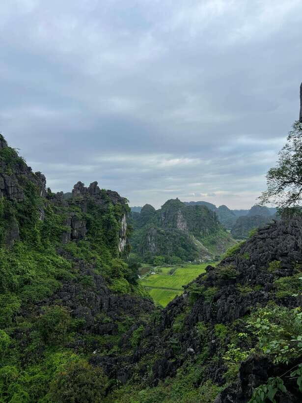 Ninh Binh Trang An, Mua Cave, Bai Dinh Tour - Itinerary and Highlights