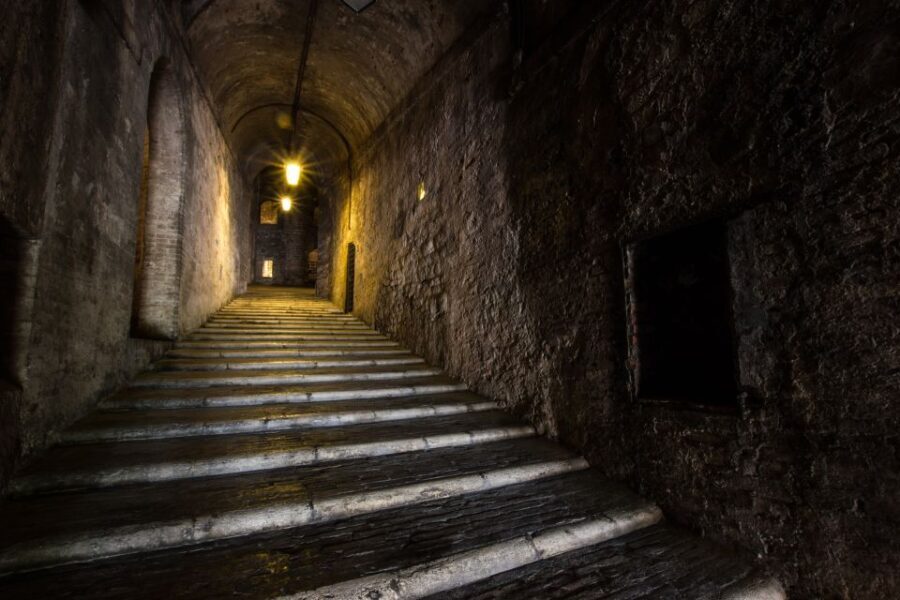 Perugia: Old Town Walking Tour, Piazza IV Novembre - Highlights of the Tour