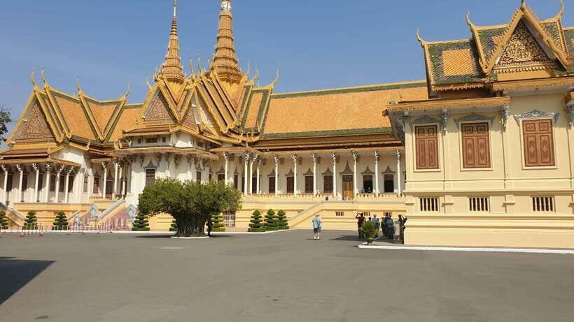Phnom Penh: 2-Day City Highlights Tour - Day 1 Itinerary
