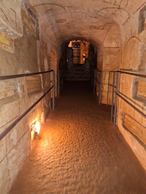 Rome: Catacombs Express ENGLISH Guided Tour - SKIP THE LINE - Tour Highlights