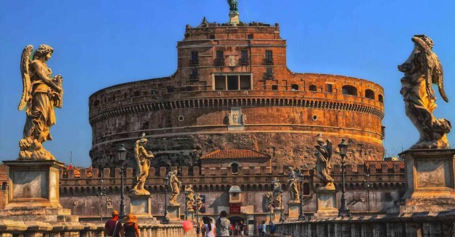 Rome: City Highlights Walking Tour With Local Guide - Itinerary Highlights