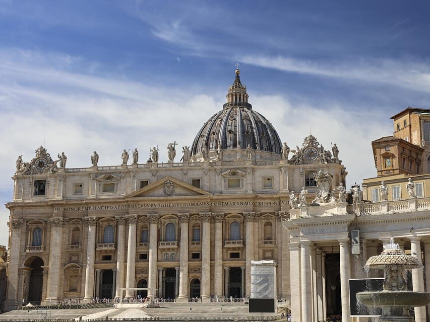 Rome: St. Peter's Basilica, Tombs Tour & Optional Dome Climb - The Guided Experience