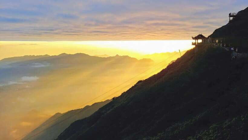 Sapa: Fansipan Mountain 2-Day Trekking Tour - Trekking Experience