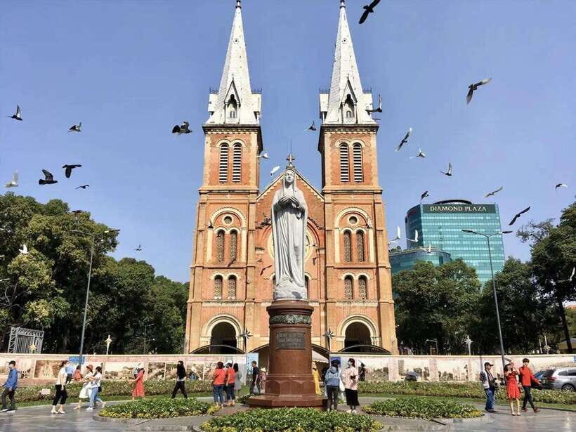 Shore Excursion Discovery Ho Chi Minh City From Phu My Port - Exploring Independence Palace