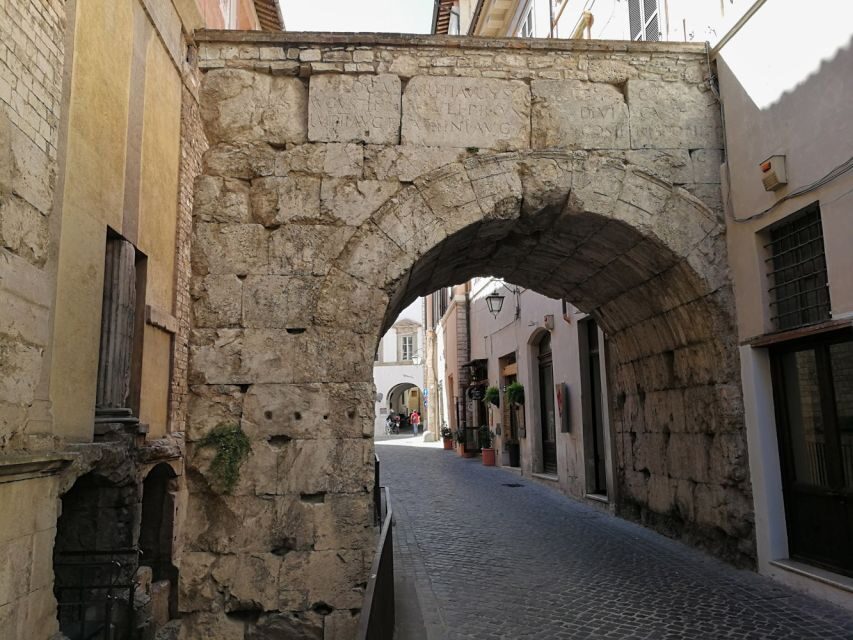 Spoleto: Old Town Guided Walking Tour - Historical Significance of Spoleto