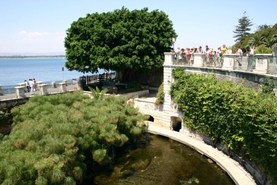 Syracuse: Ortigia Classic Walking Tour - Itinerary Highlights