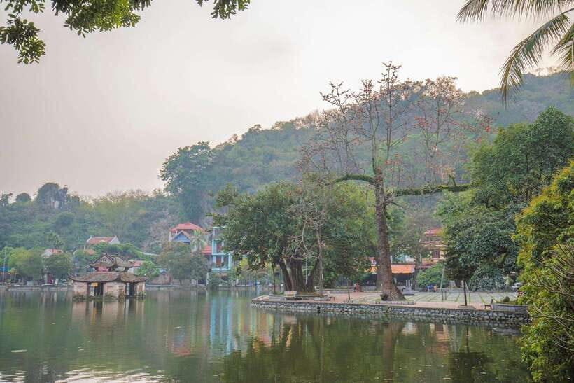 Thay Pagoda – Duong Lam Ancient Village 1 Day Private Trip. - Itinerary Highlights