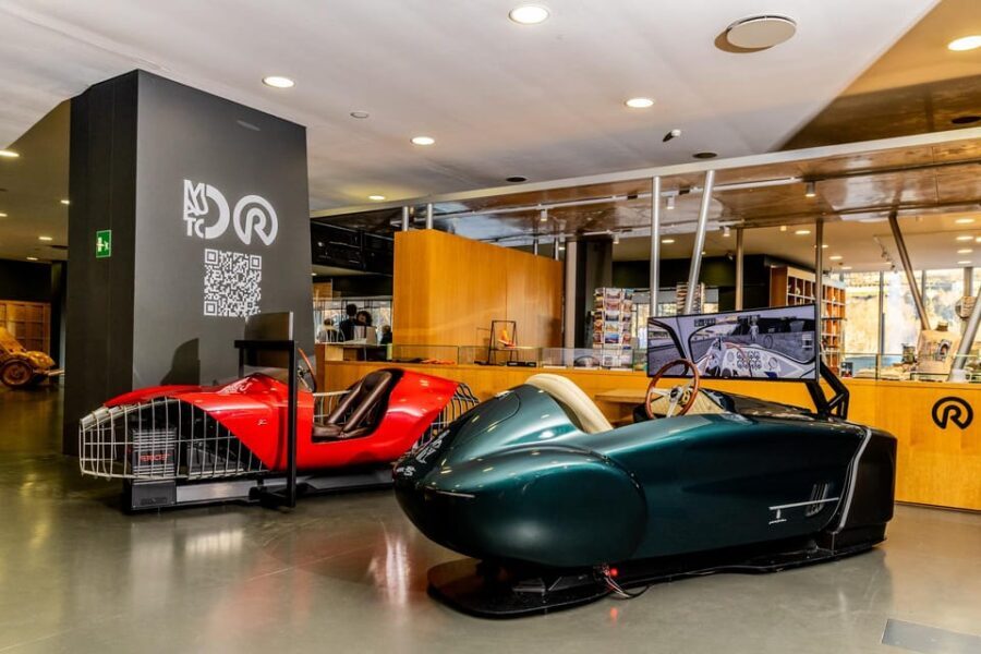 Turin: Vintage Car Simulators at MAUTO - Iconic Cars Available for Simulation