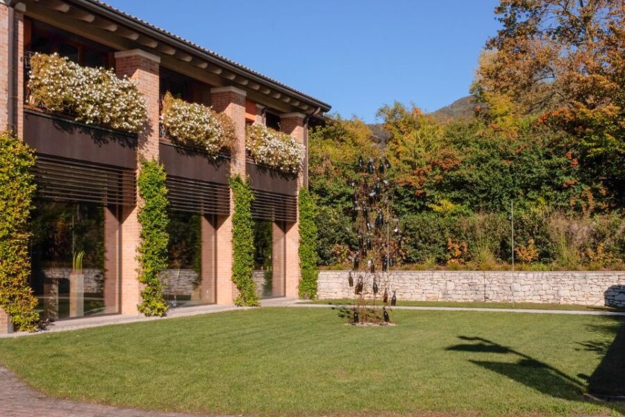 Valdobbiadene: Prosecco Tasting Where Art Meets Wine - Guided Winery Tour
