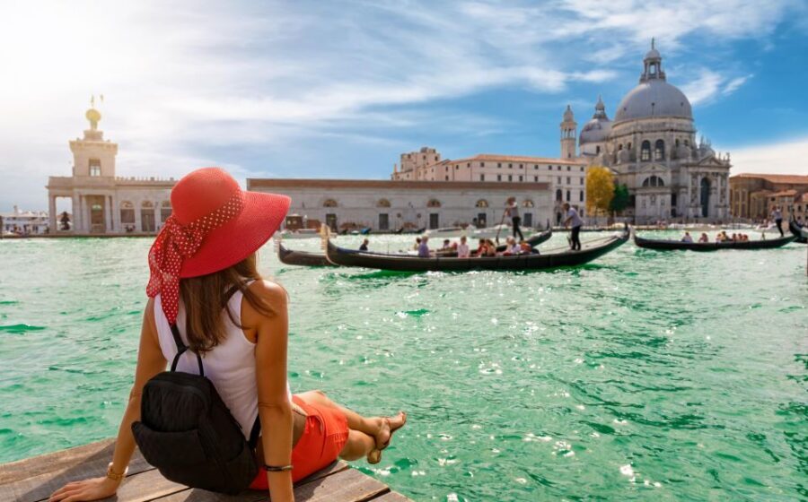 Venice: Gondola Tour Under the Bridge of Sighs & Audio Guide - Highlights of the Tour