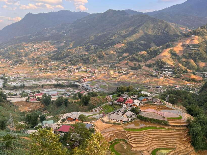 Visit All Villages and Hot Spring in Sa Pa Full Day by Car - Itinerary Highlights