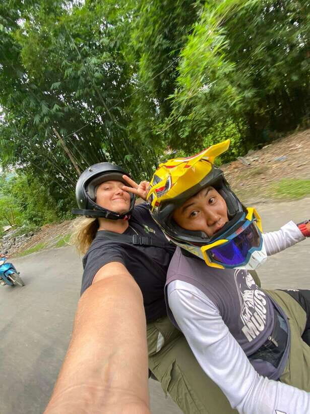 Wings Ha Giang Loop 2 Days 1 Night With Easy Rider - Highlights of Day 1: Bac Sum Pass to Dong Van Old Quarter