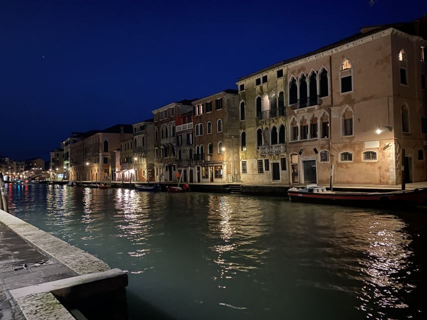 Your Evening in Venice - Culinary Delights: A Taste of Local Seafood
