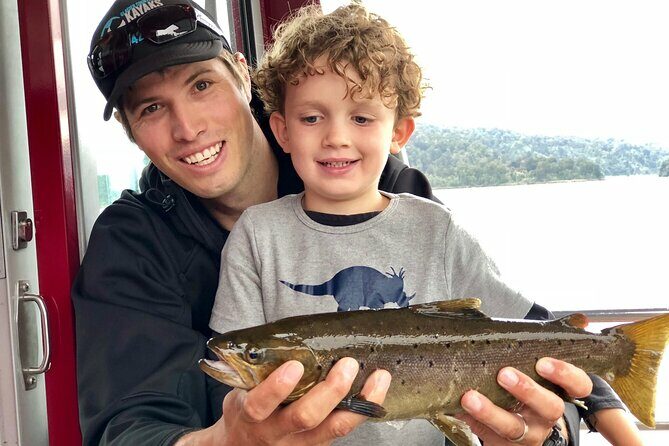 3-Hour Fishing Charter Experience at Franz Josef Glacier - An In-Depth Look at the 3-Hour Fishing Charter
