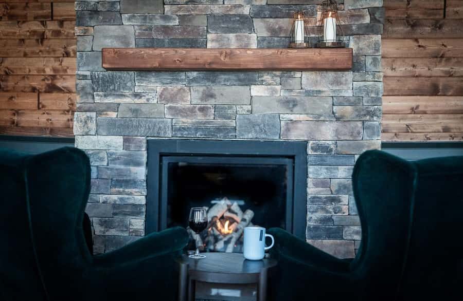 Aurora Lounge: Aurora Viewing Cabin & Bar - Key Points
