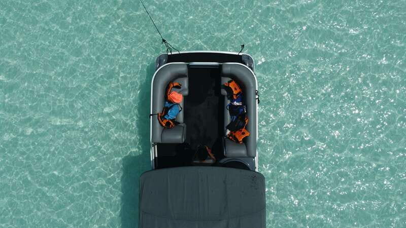 Bacalar: 3-hr Pontoon Boat Tour with Beach Club + Kayaks - The Value and Practicalities