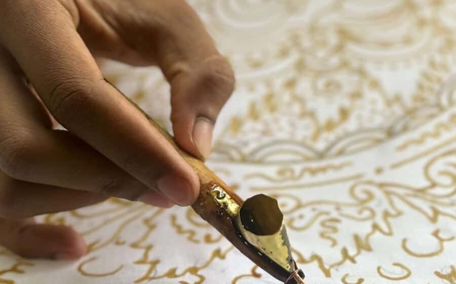 Batik Through the Eyes of a Local Balinese Family - Who Should Consider This Tour?