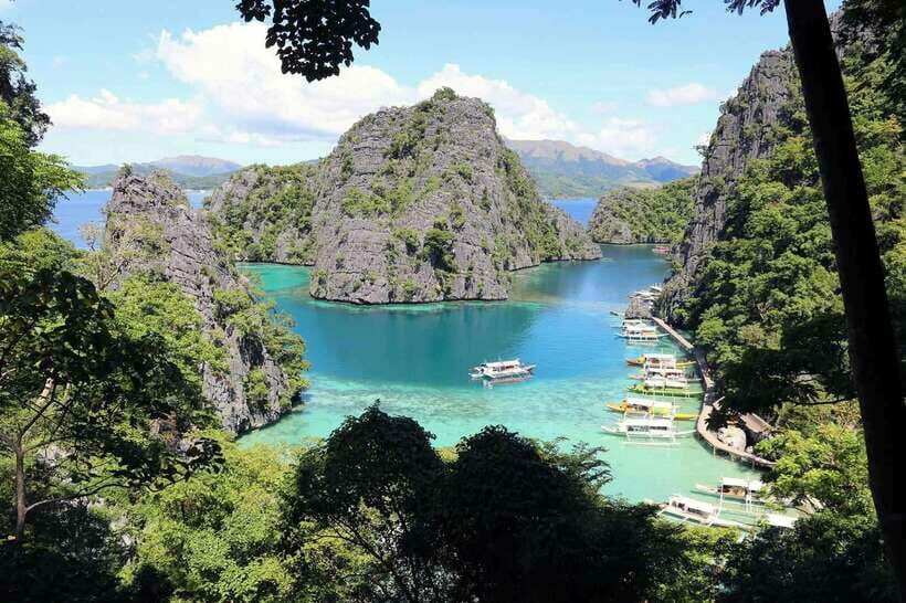 CORON:ISLAND TOUR A Lakes and Snorkeling with Corals - What Are the Key Highlights of the Tour?