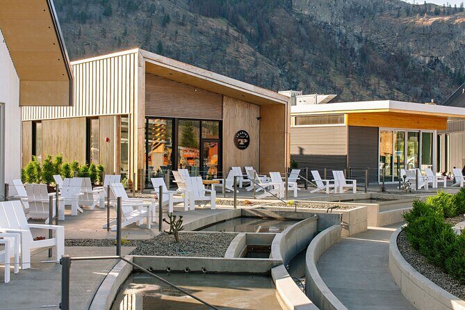 District Wine Village Deluxe Tour - PUBLIC - Who Should Consider This Tour?
