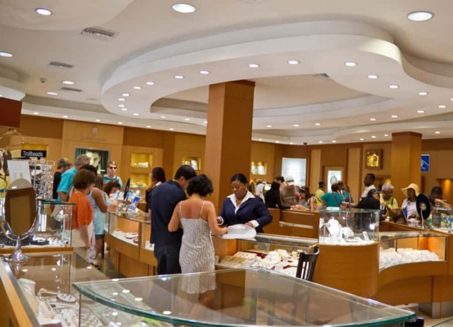 Falmouth Shopping & Power Lunch - The Experience in Perspective