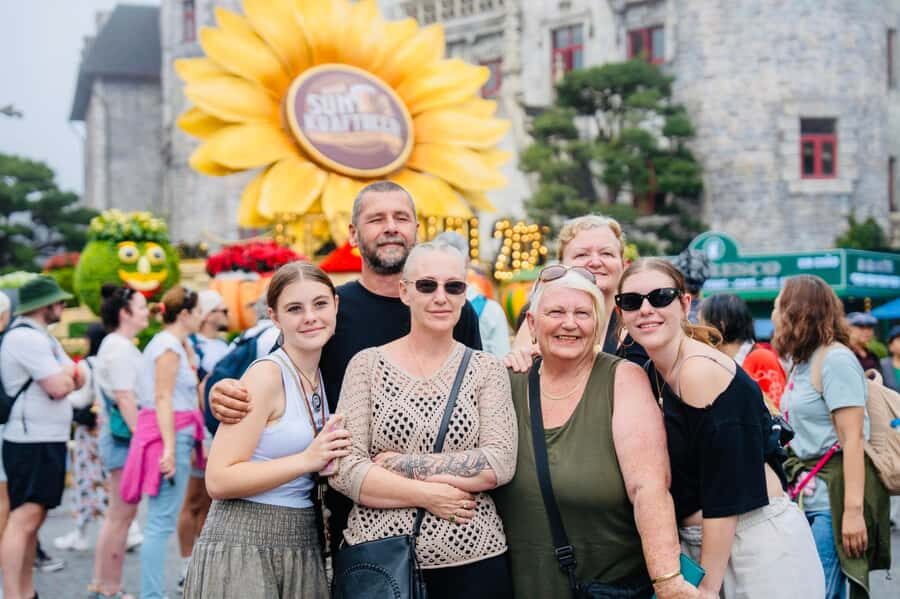 From Hoi An/Da Nang: Bana Hills and Golden Bridge Group Tour - Transportation, Timing, and Group Size