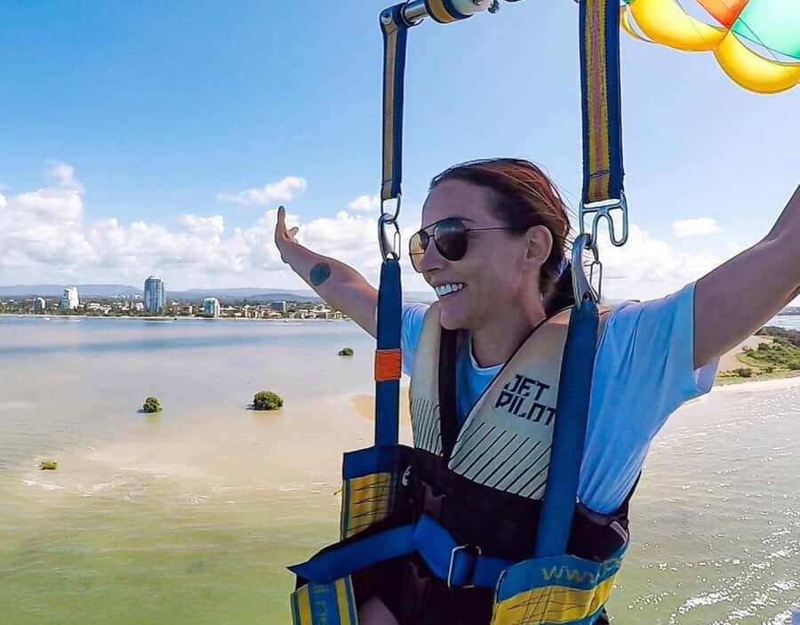 Gold Coast: Surfers Parasailing with Free Photos - Final Thoughts: Who Should Consider This Tour?