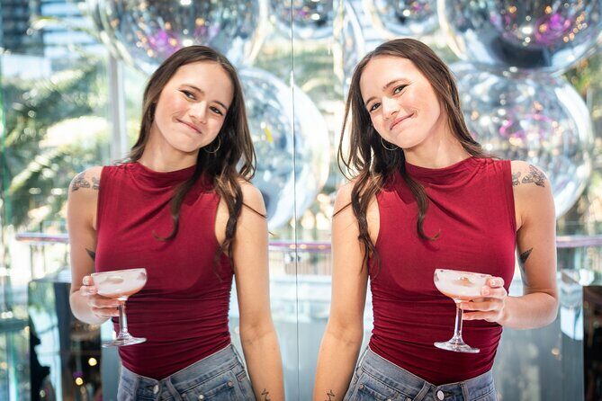 Immersive Bar Experience and Drinks - Accessibility and Practical Considerations
