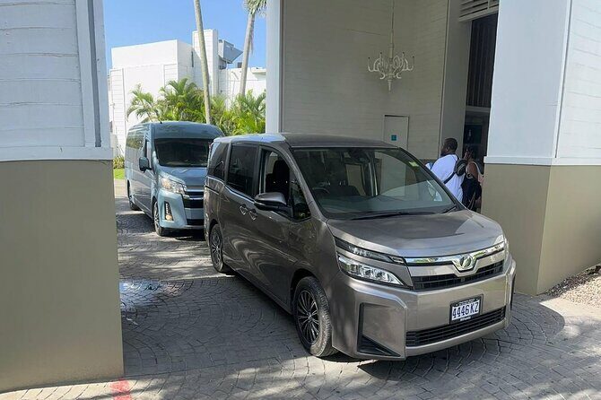 Lucea Hotel, Airbnb, and Airport private transfer - What To Expect