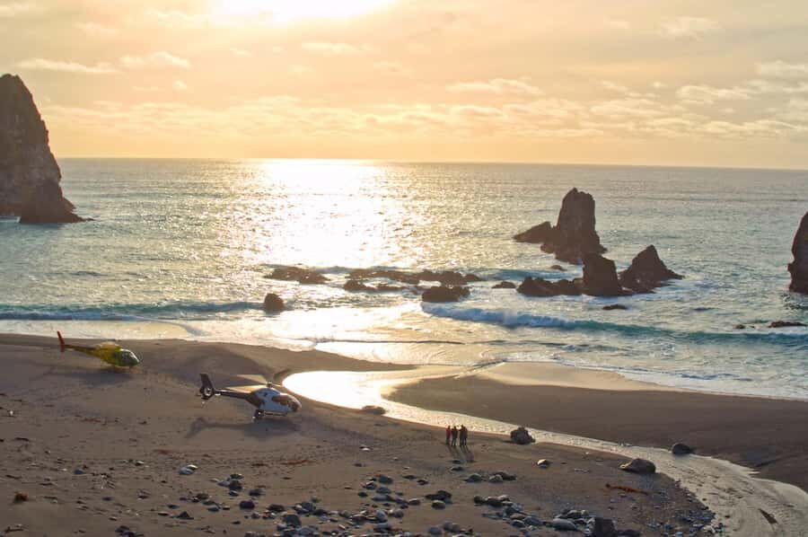 Milford Sound & West Coast Beach Helicopter Tour | 75 mins - An Introduction to the Experience