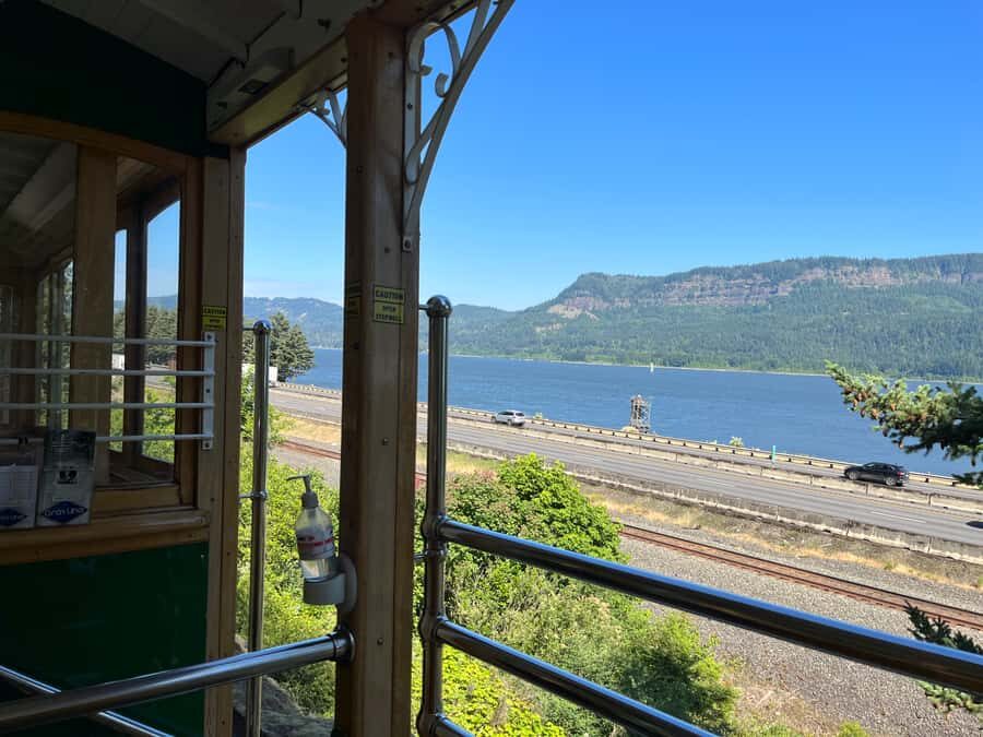 Multnomah Falls: Waterfall Corridor Hop-On Hop-Off Trolley - The Sum Up