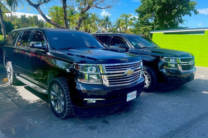 Night Life Luxury Transportation in Turks and Caicos (Round Trip) - Meeting Points and Operating Hours