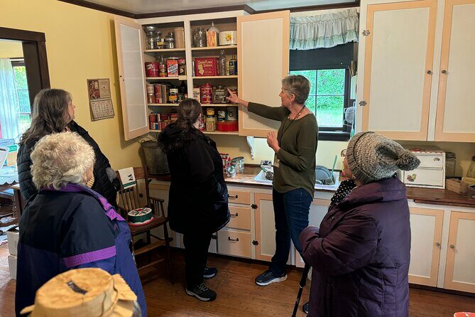 Private Downtown Palmer History Tour - An In-Depth Look at the Experience