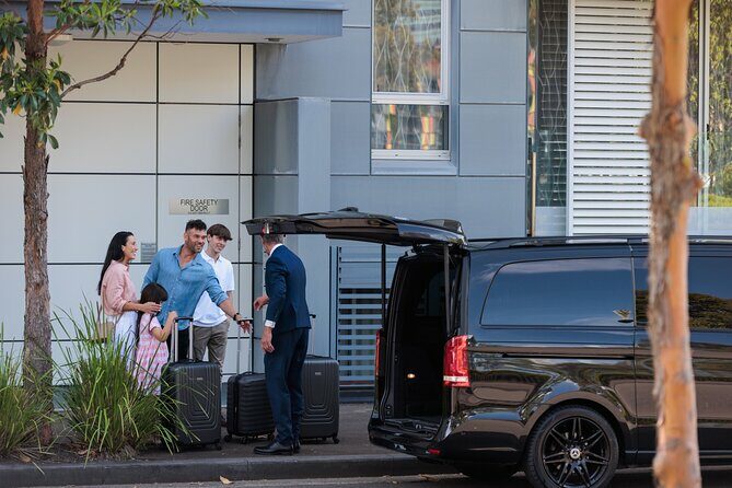 Private Transfer from Gold Coast Airport - Surfers Paradise - Meeting Points and Logistics